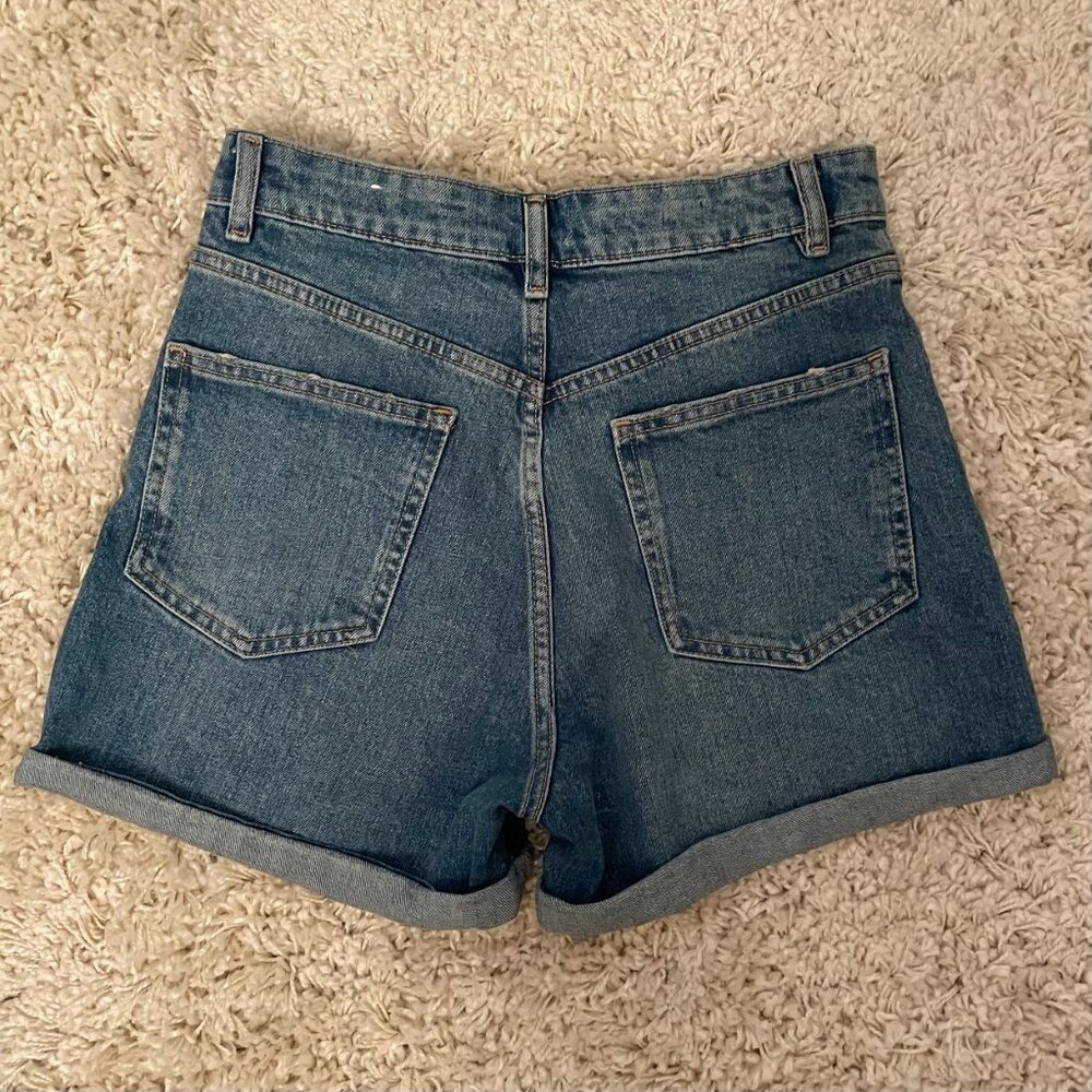 Zara Mid Wash Rolled Hem Denim Shorts - Blue - Picture 2 of 2